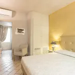 Maison Hotel 3*