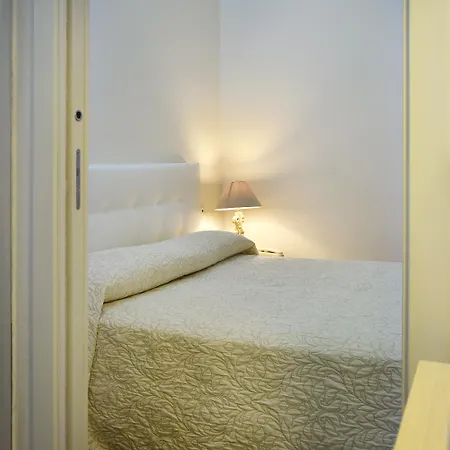 מלון Maison 3*