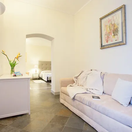 מלון Maison 3*