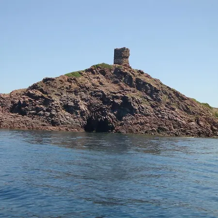 فندق Maison Tresnuraghes